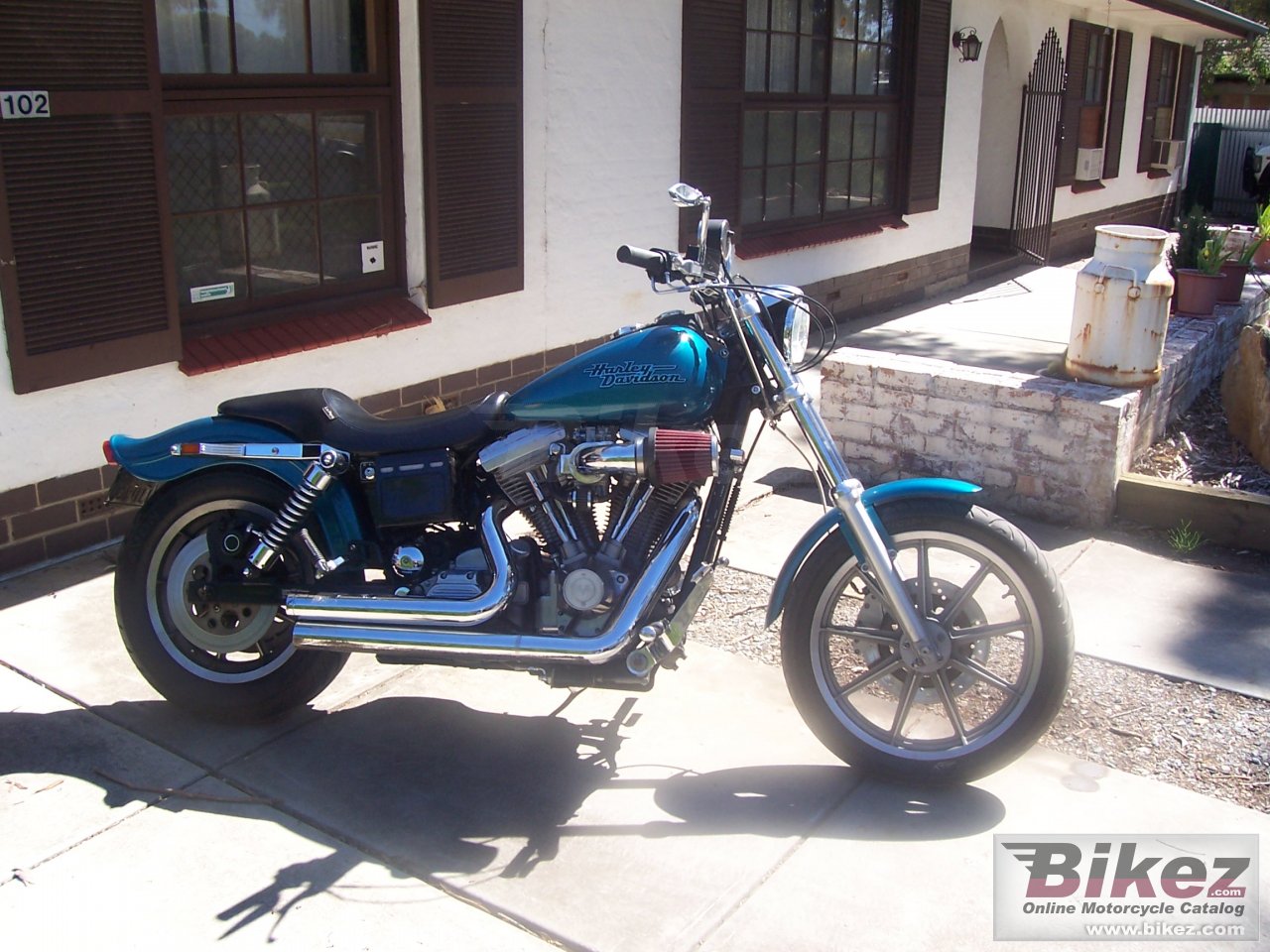 Big  1340 dyna low rider picture and wallpaper from Bikez.com